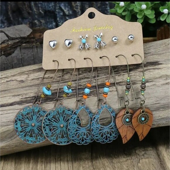 BOHO bundle leaf arrows turquoise wood ball stud earrings - Picture 1 of 6